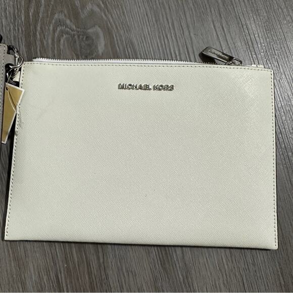 Michael Kors Jet Set Travel Trio 3 in 1 Wristlet in Off White/Gray/Black NWT - Picture 6 of 12